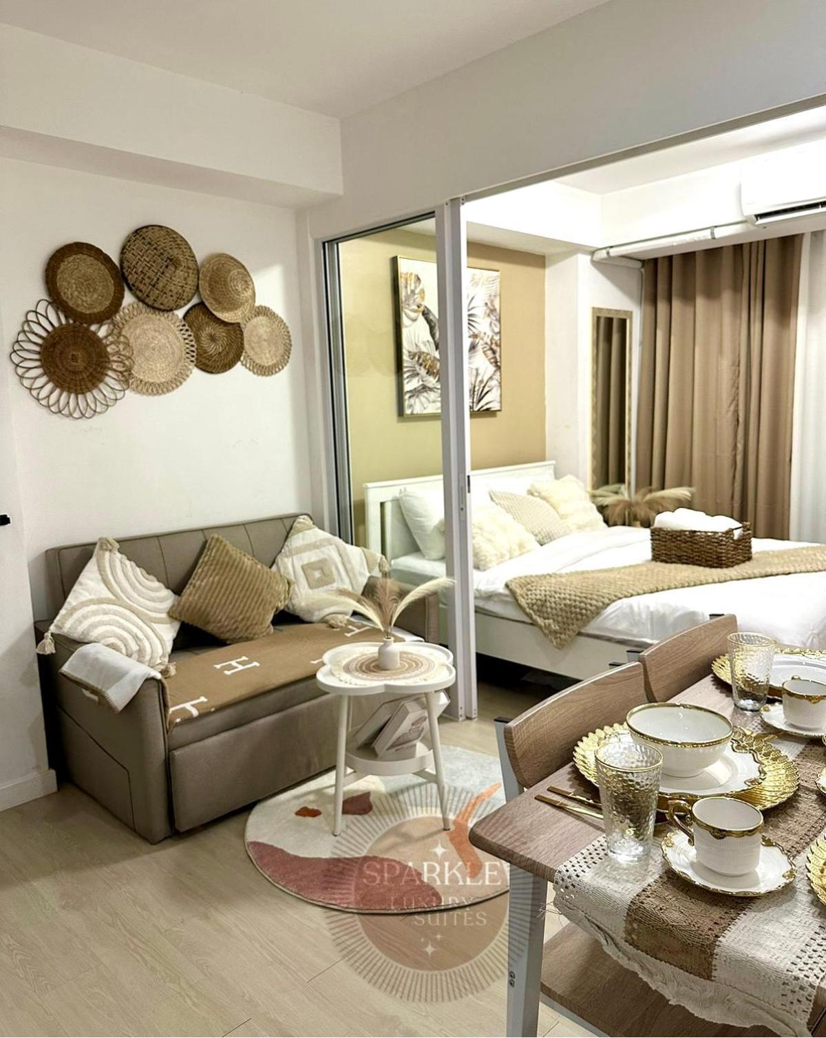 Azure Beach Club Taguig Exterior photo