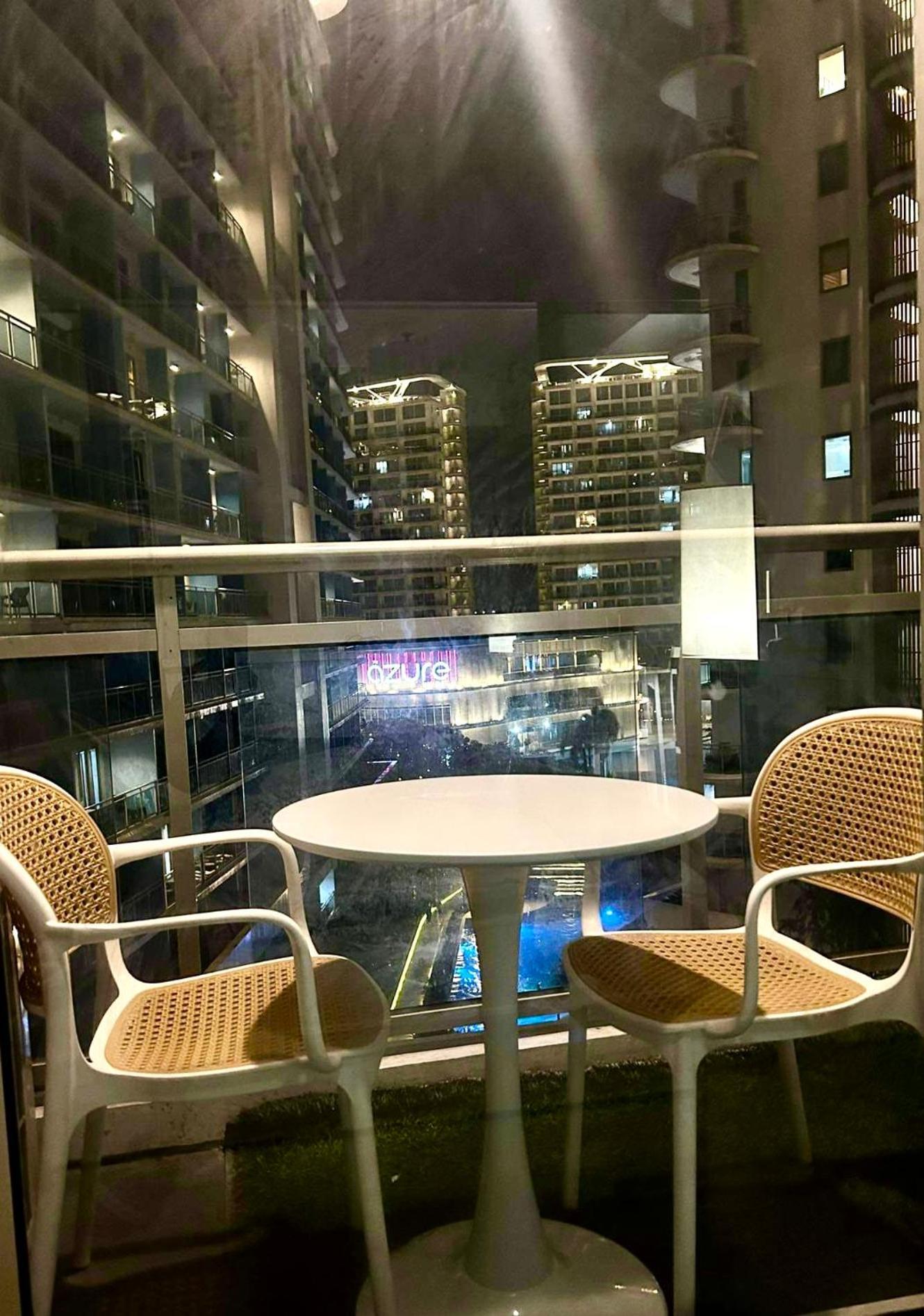 Azure Beach Club Taguig Exterior photo